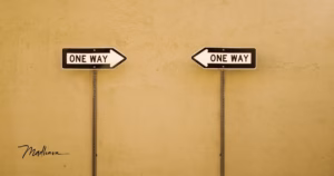 One-Way-Schilder die in 2 richtungen zeigen